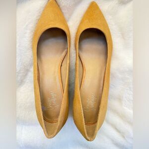 NEW CROWN VINTAGE SHOES